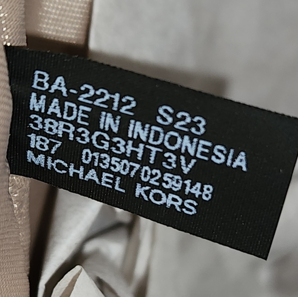 Michael Kors Holly Studded Large Pink Shoulder Tote Bag - Picture 5 of 7